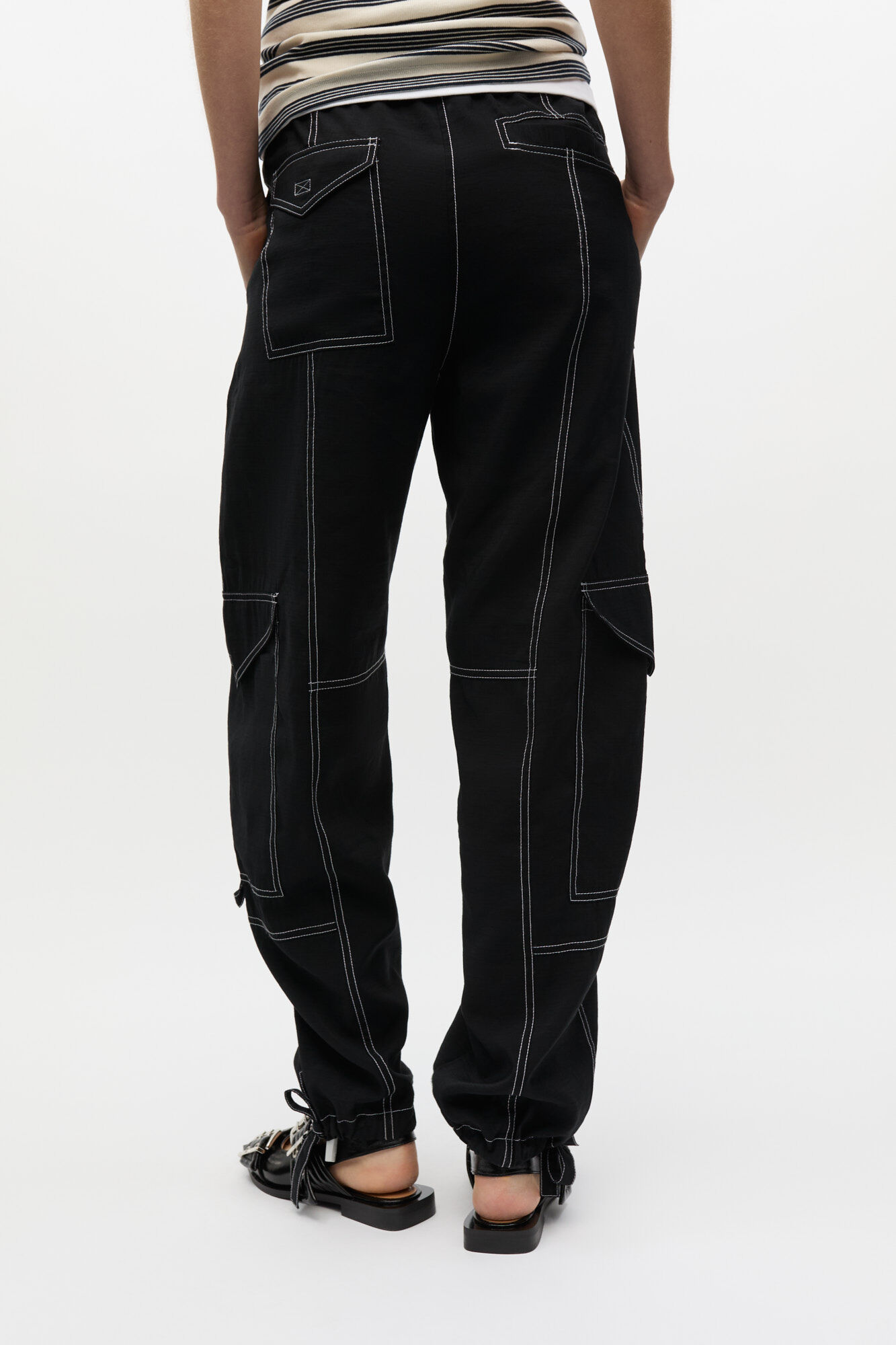 Light Slub Pocket Trousers, LENZING™ ECOVERO™, in colour Black - 2 - GANNI